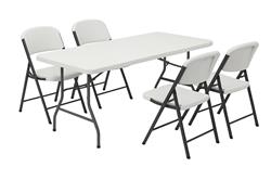 MESA 1.80 MTS + 4 SILLAS D40